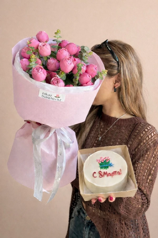 Сет "Fabulous" — Сет "Fabulous" — подарочный набор с цветочной композицией из роз.